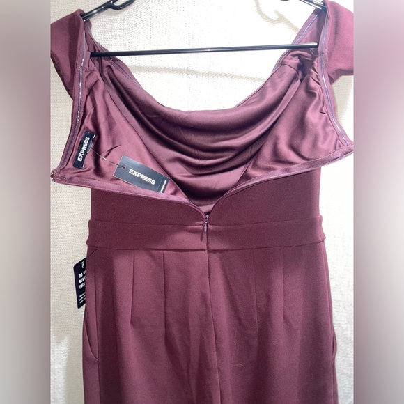 Off The Shoulder Jumpsuit - Picture 11 of 14